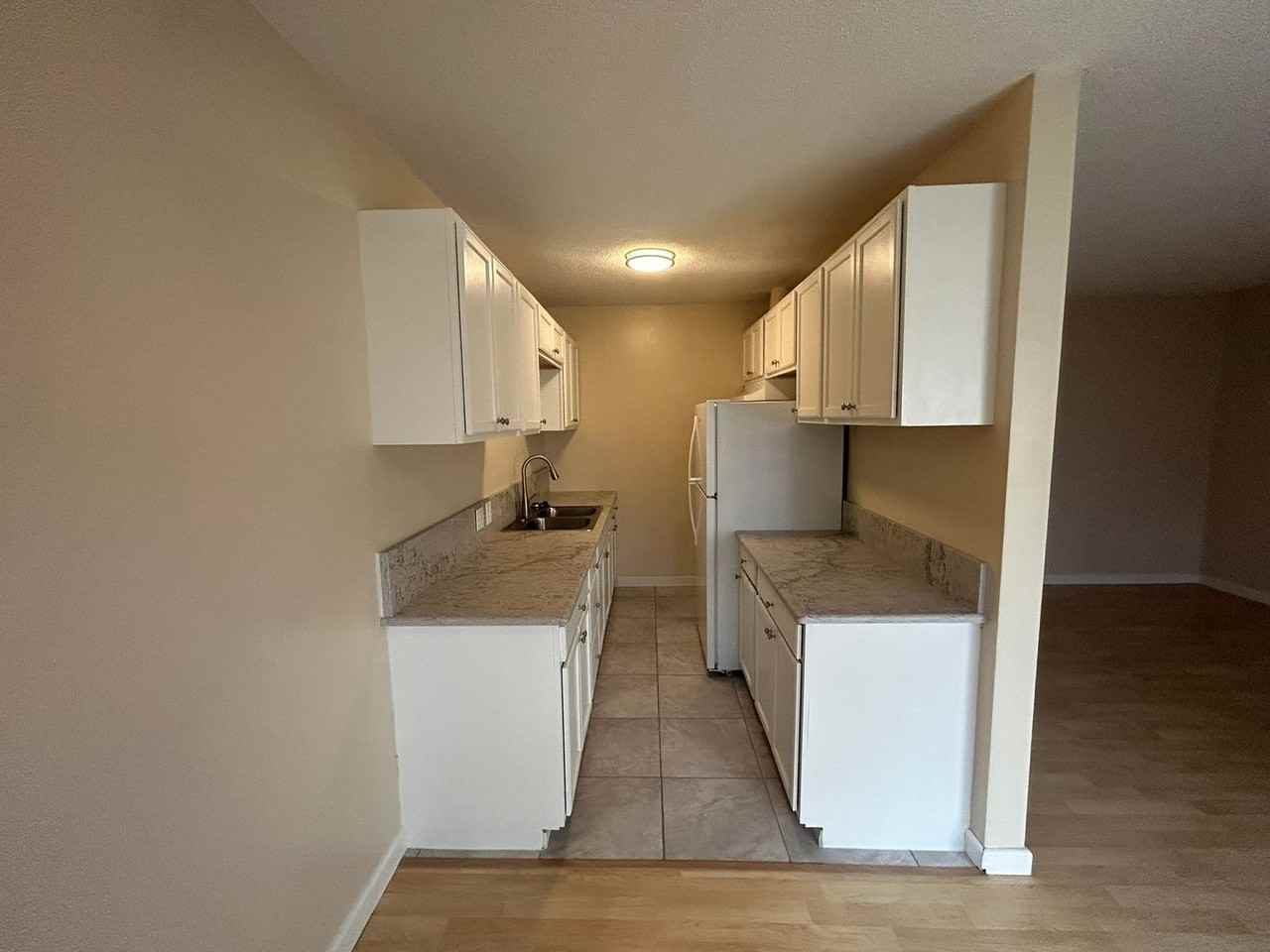 828 South Tait Street #G - Photo 5 of 12