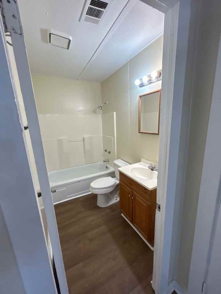 123 Wilson St - Photo 7 of 9