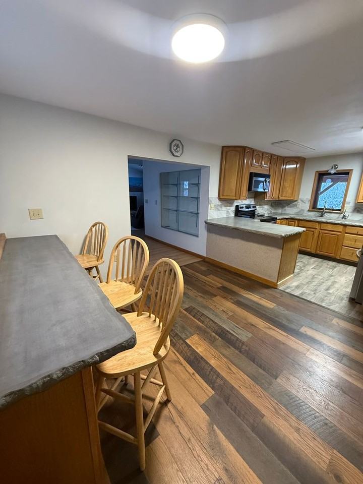 1502 Golden View Dr - Photo 7 of 20