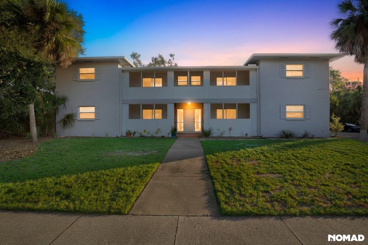 3150 Pinellas Point Dr S - Photo 2 of 32