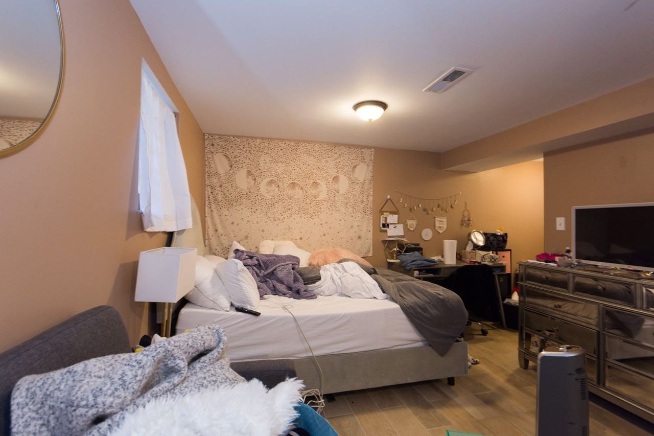 17 Saint Lukes Road - Photo 3 of 8