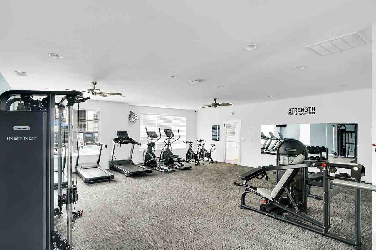 Waters Edge - Photo 4 of 18