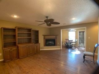 Chateau Apartments - Photo 7 of 50