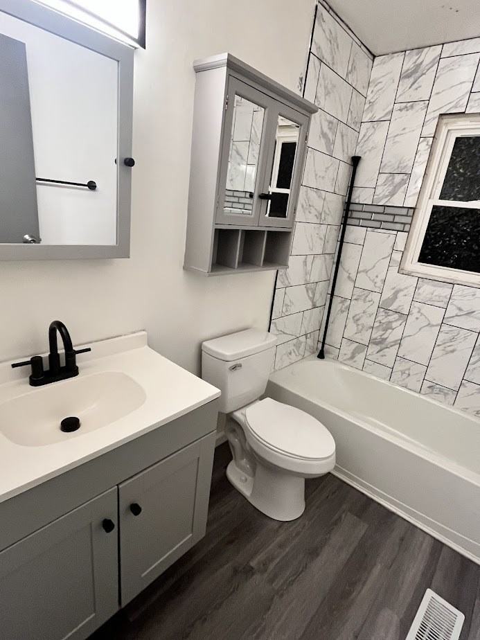 3025 Benchwood Road - Photo 2 of 8