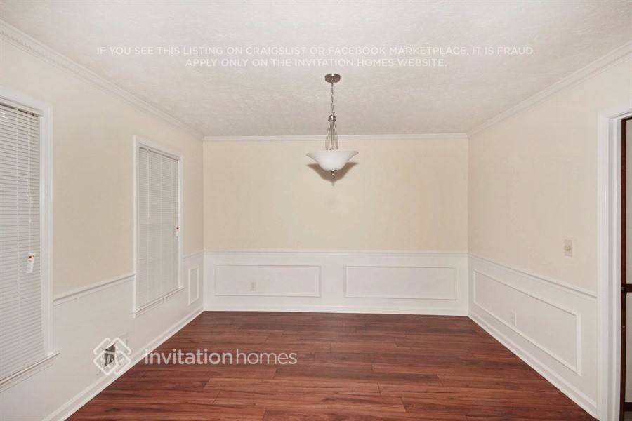 4640 Mountain Creek Dr Ne - Photo 4 of 19