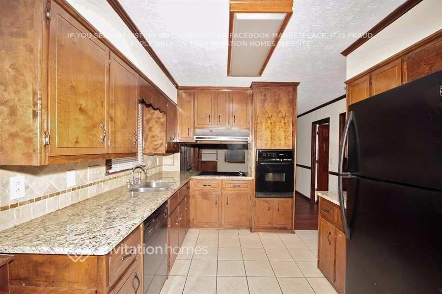 4640 Mountain Creek Dr Ne - Photo 5 of 19