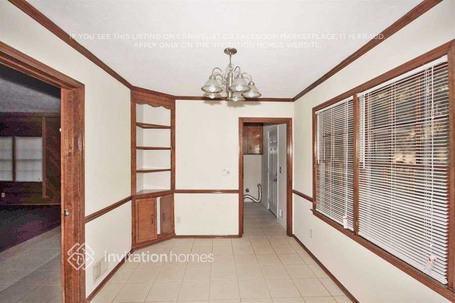 4640 Mountain Creek Dr Ne - Photo 6 of 19