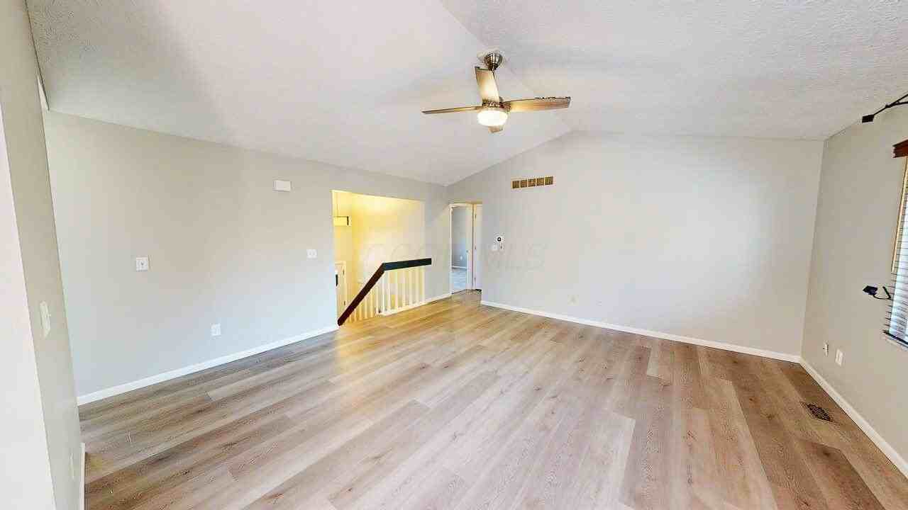 5709 Nike Dr - Photo 4 of 28