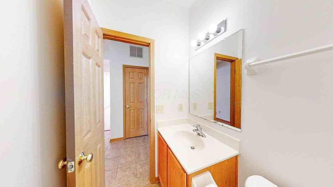 3733 Gibbstone Dr - Photo 3 of 33