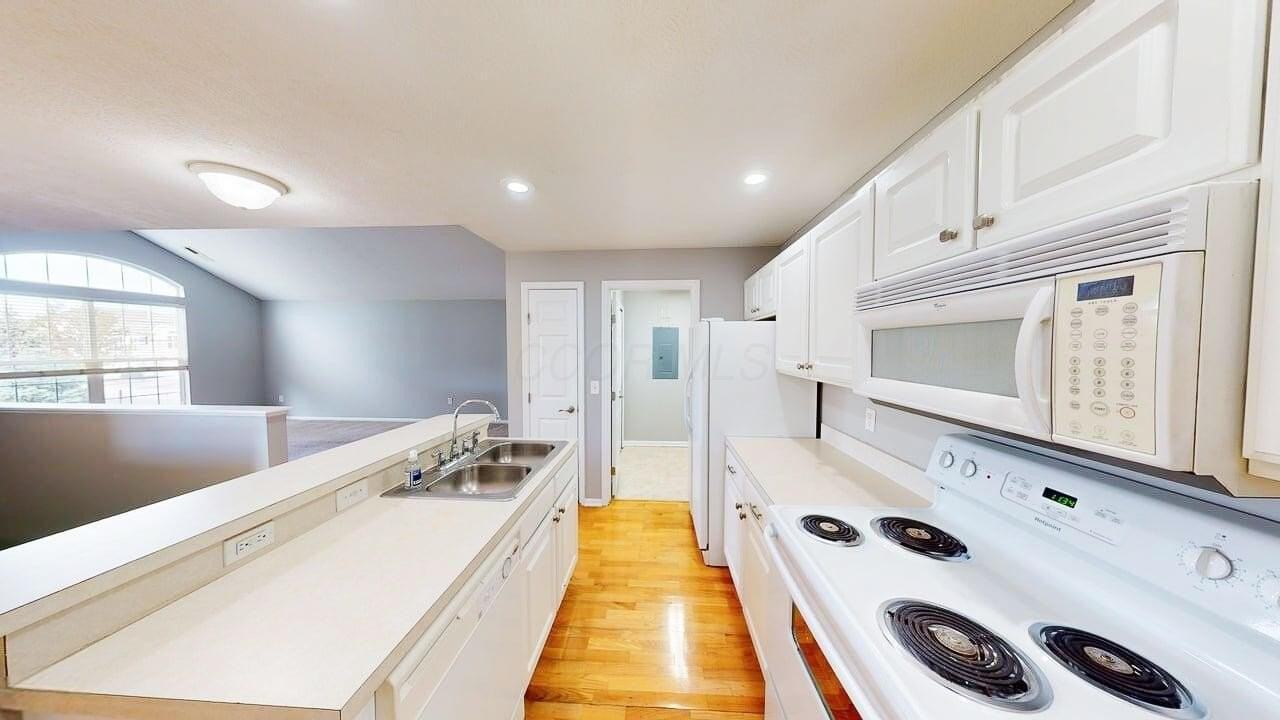 5604 Vintage Pl - Photo 7 of 32