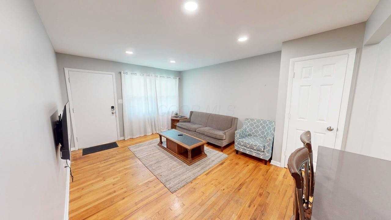 32 Marion St - Photo 6 of 36