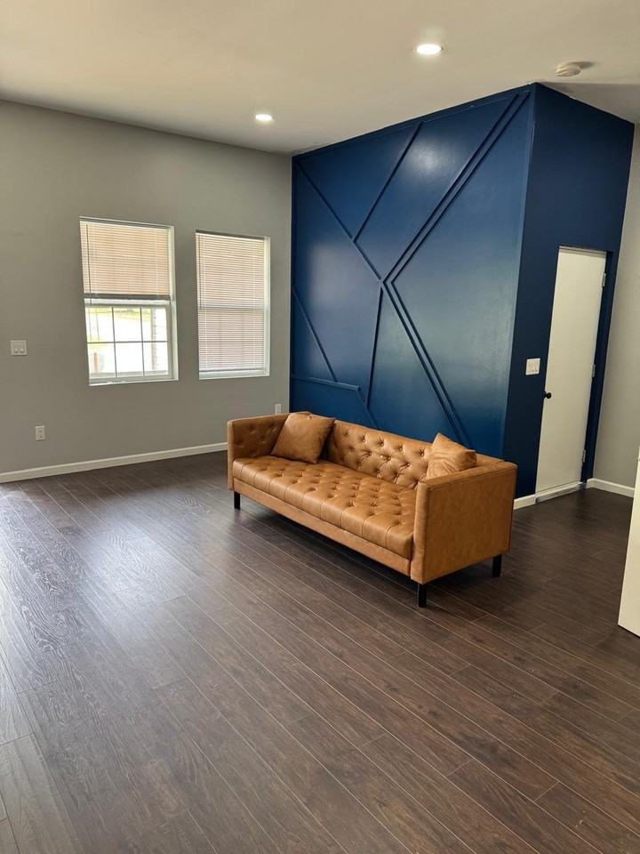 462 S Hampton Rd - Photo 7 of 7