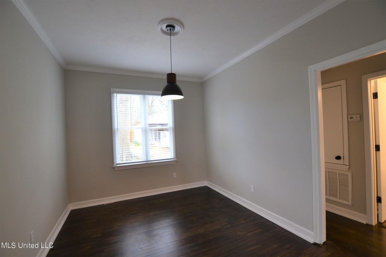 510 Hartfield St - Photo 7 of 20