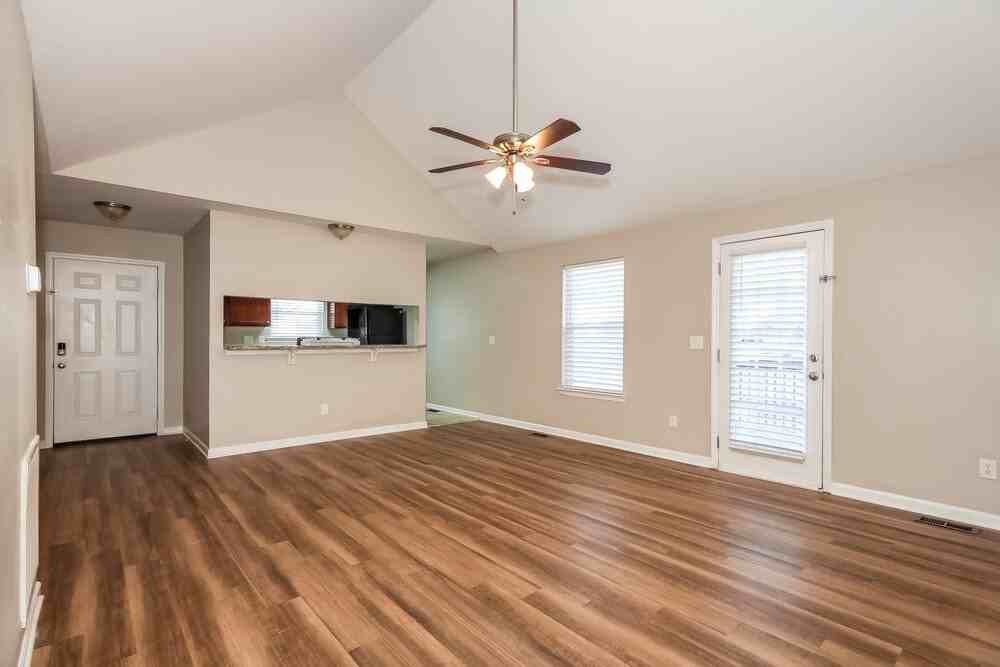 3836 Bullard St - Photo 3 of 16