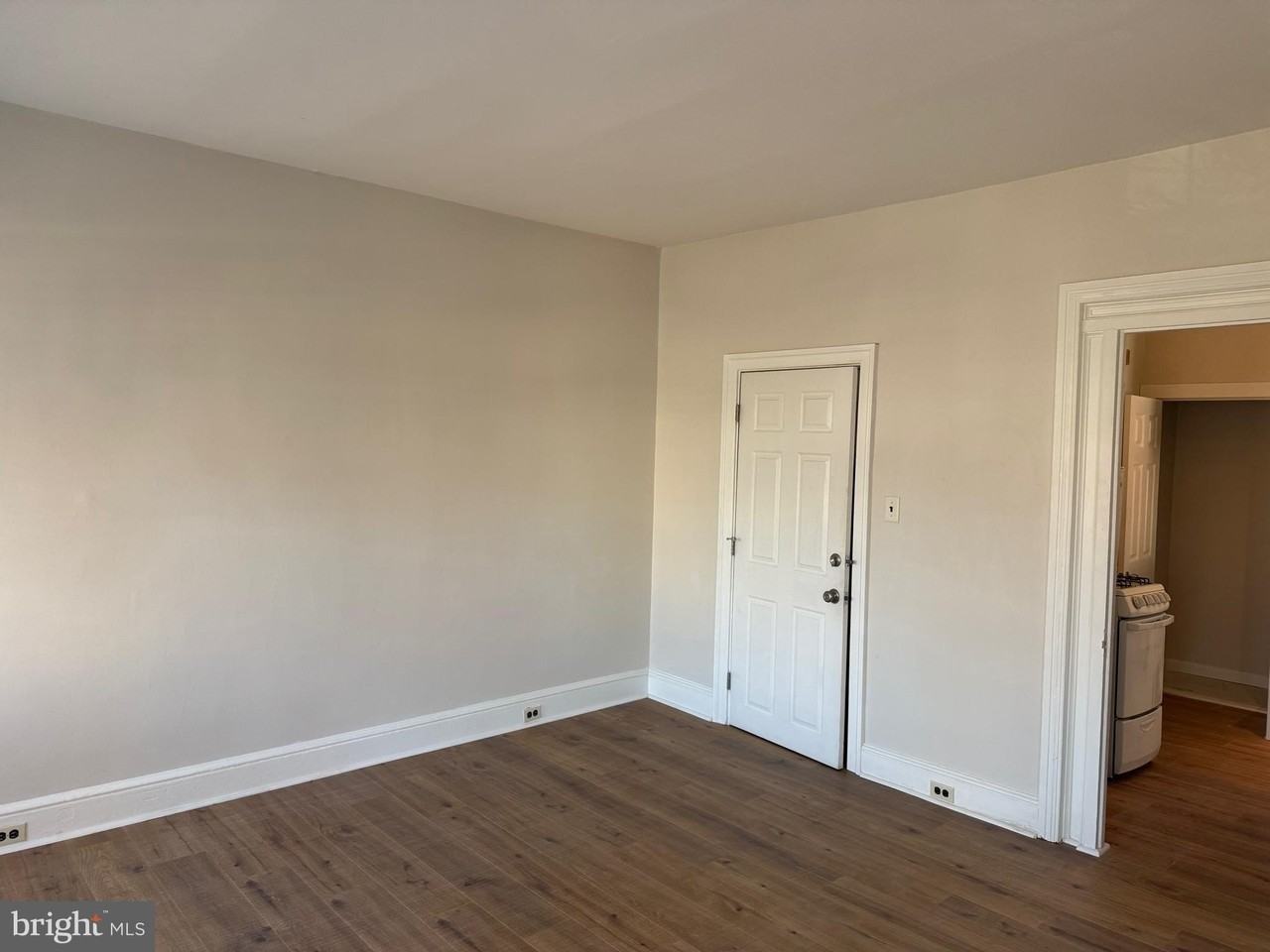 1812 Delaware Ave Apt 2 #2 - Photo 7 of 13