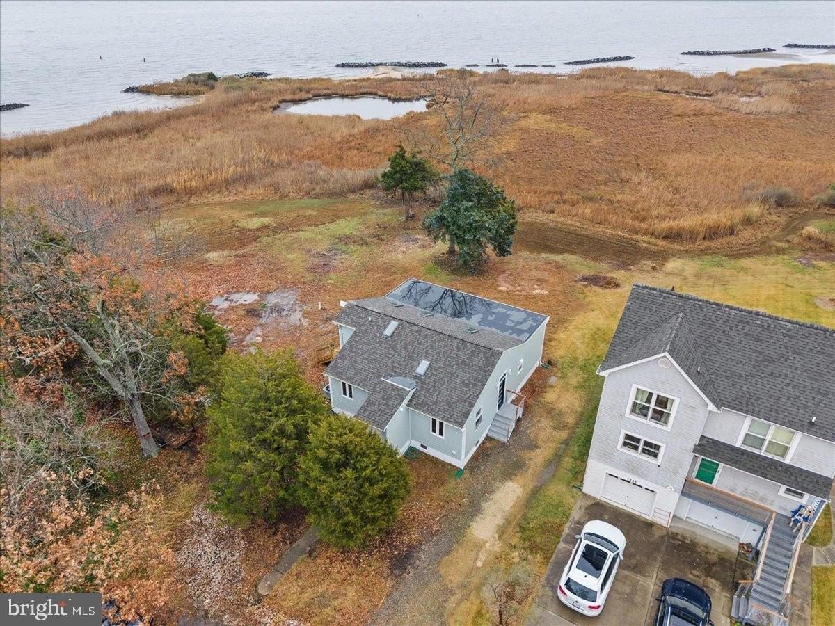 1345 Ellicott Ave - Photo 4 of 50