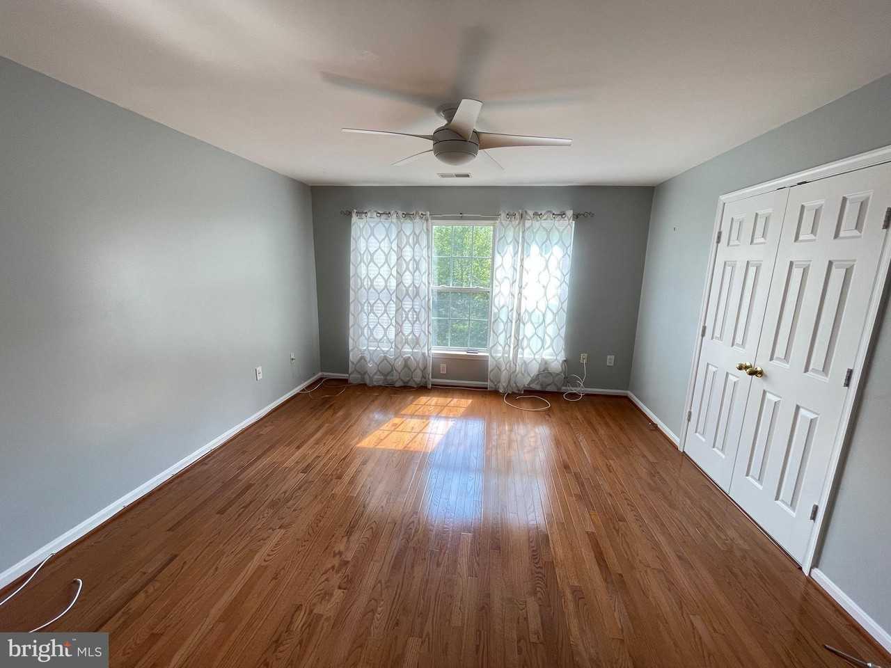 11222 Bel Aire Court - Photo 5 of 33