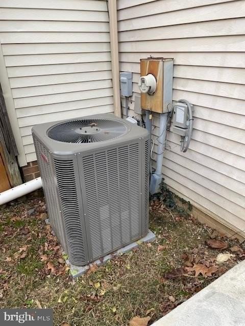 103 Misty Dale Way - Photo 2 of 27