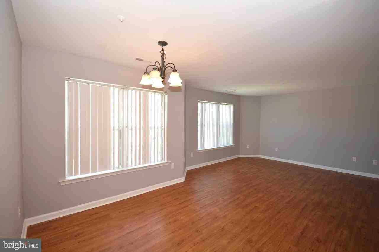 2011 Starlight Ln Unit 3a #3A - Photo 6 of 18