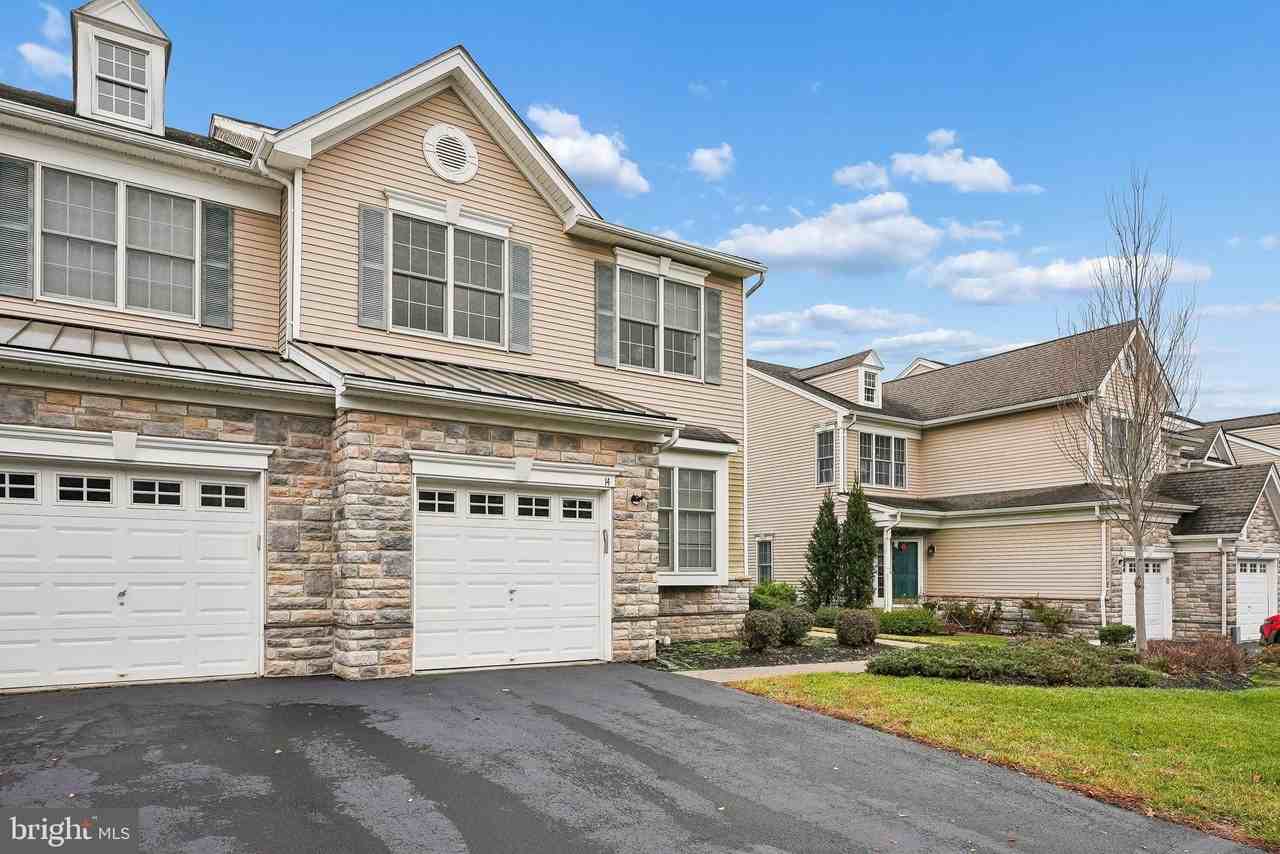 14 Caleb Lane - Photo 3 of 45