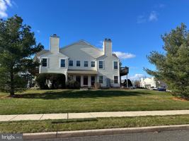 featured image of 9 Wagon Wheel Road #9