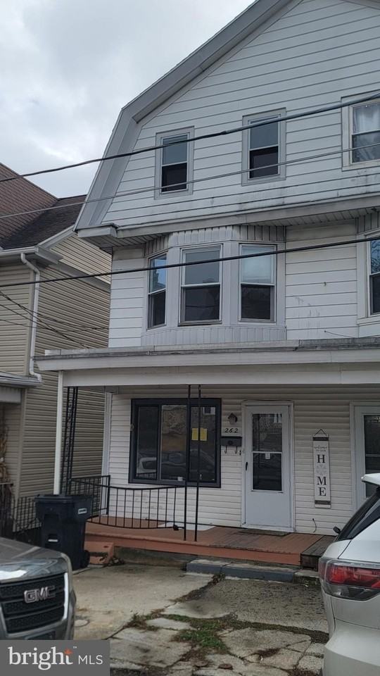 262 Indiana Avenue - Photo 3 of 35