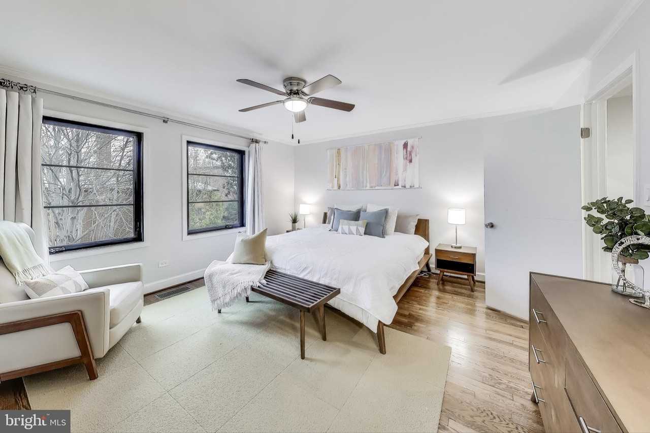 117 Quay St - Photo 5 of 37