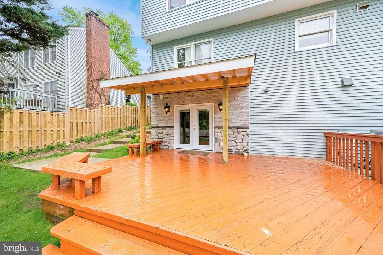 6042 Munson Hill Road - Photo 5 of 30