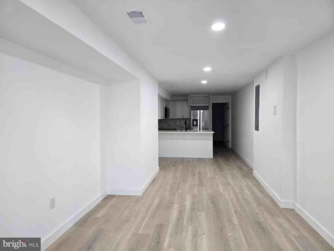 901 Redbud Lane Northeast - Photo 6 of 12