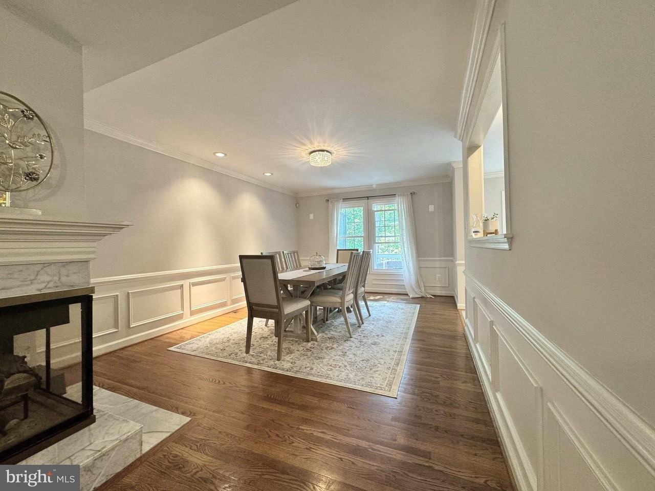 12121 Derriford Ct - Photo 3 of 24