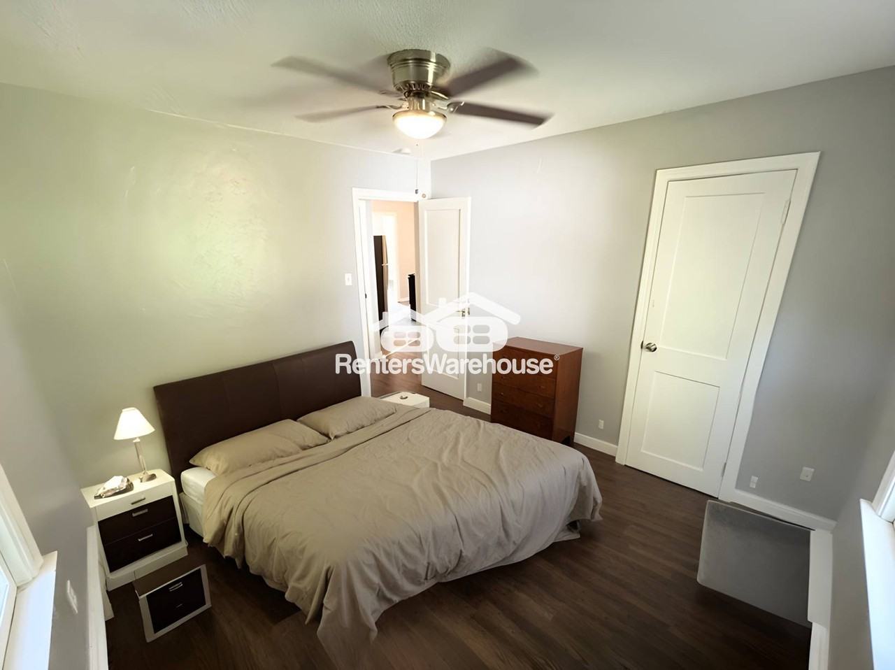 8510 Woodland Avenue - Photo 7 of 12