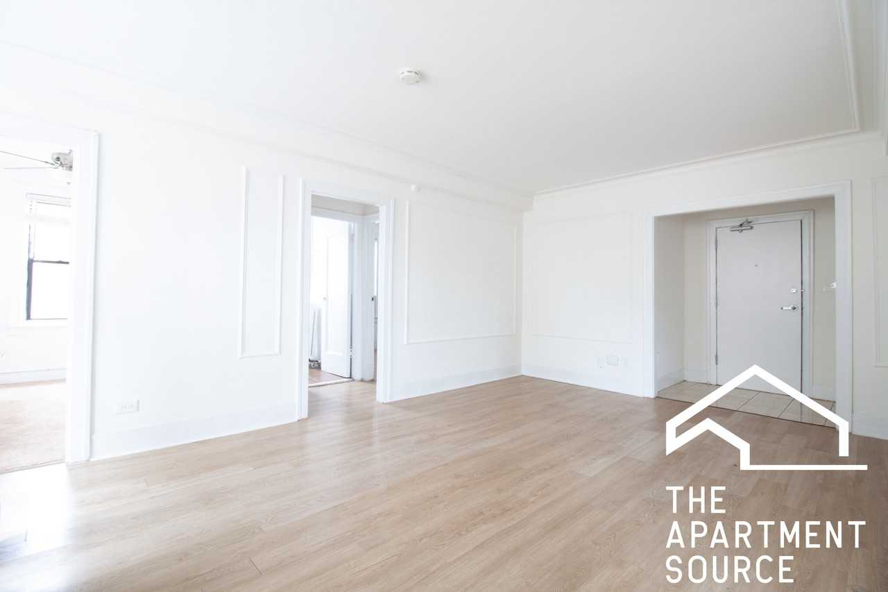 2756 N Pine Grove Ave #1008 - Photo 6 of 18