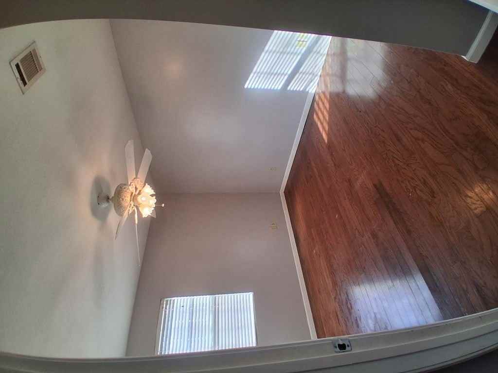 208 North Bullard Street - Photo 2 of 6