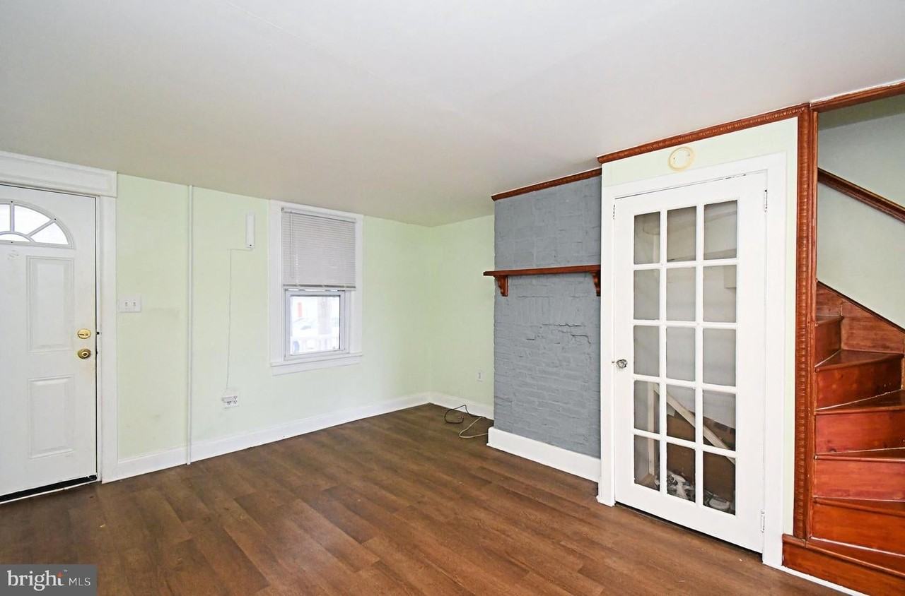 2 East High Street - Photo 4 of 36