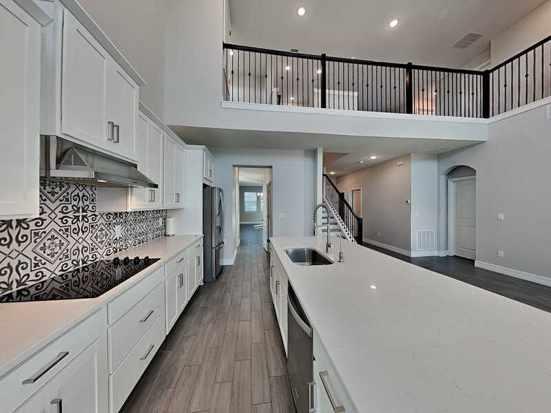 1103 Silo Dr - Photo 2 of 25