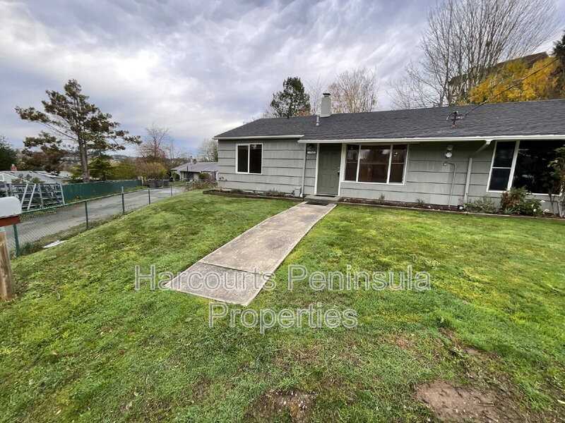 1742 Anderson St - Photo 2 of 16