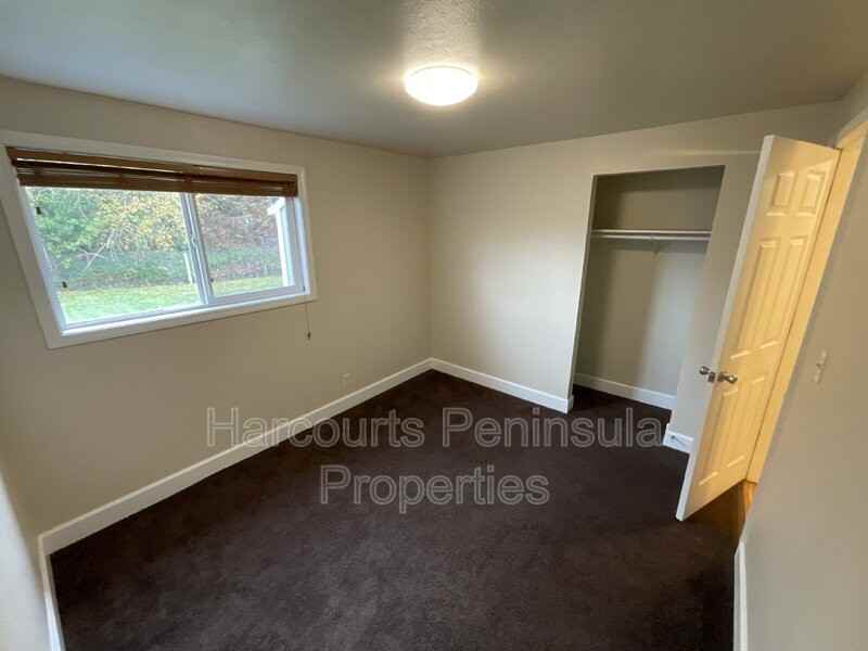 1742 Anderson St - Photo 7 of 16