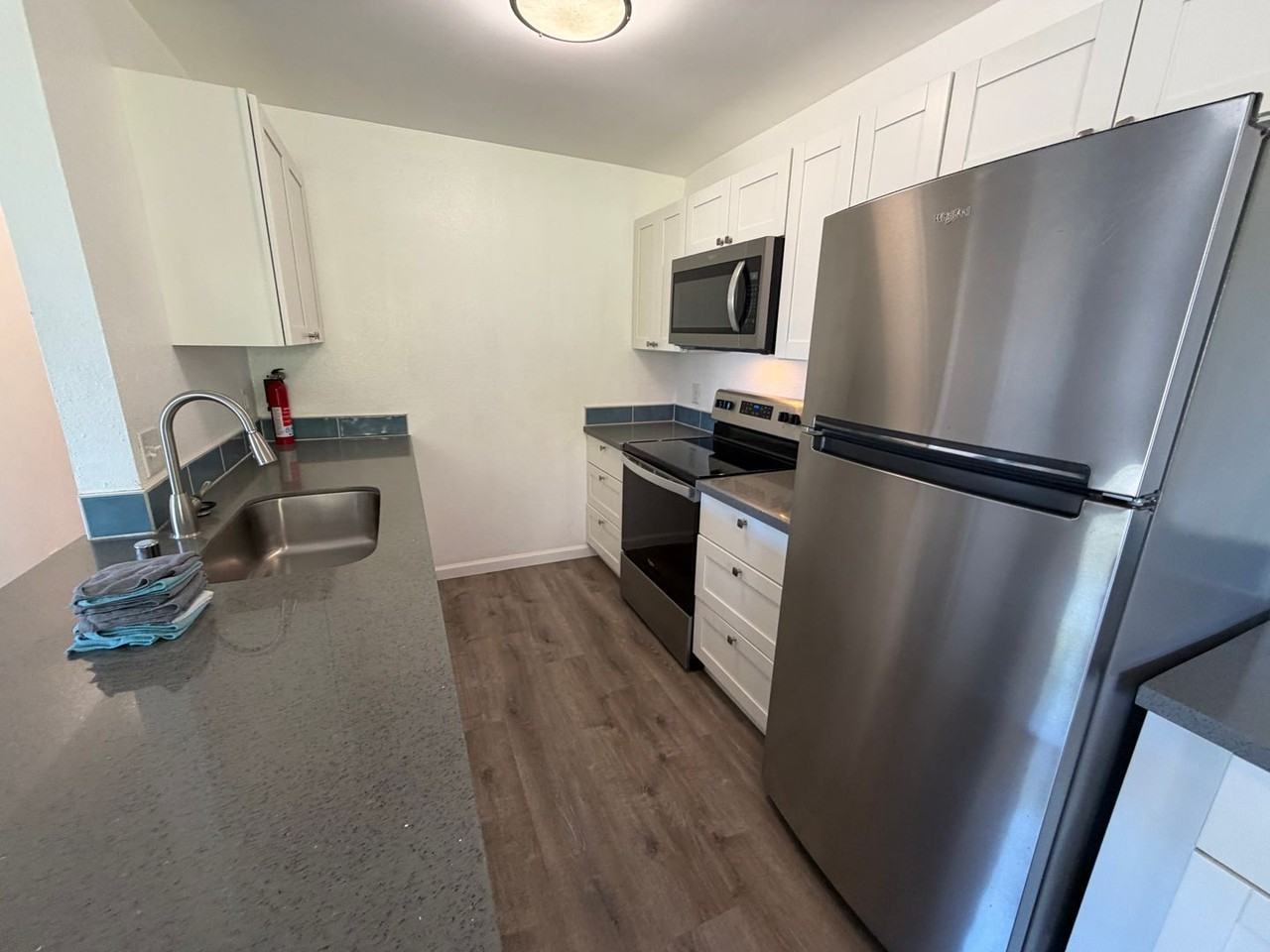 140 Uwapo Rd #204 - Photo 7 of 20