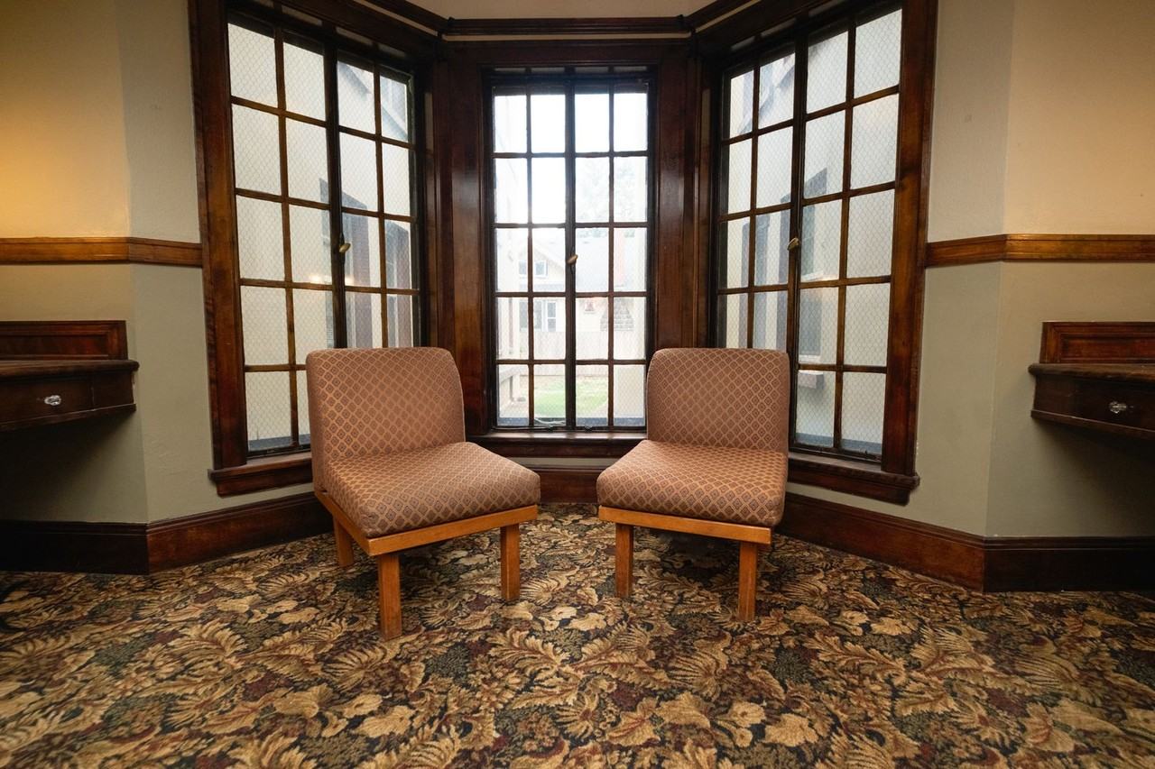 4929 SE Hawthorne Blvd. - Photo 4 of 10