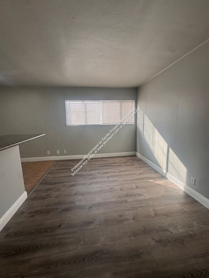 8656 Macarthur Boulevard - Photo 6 of 25