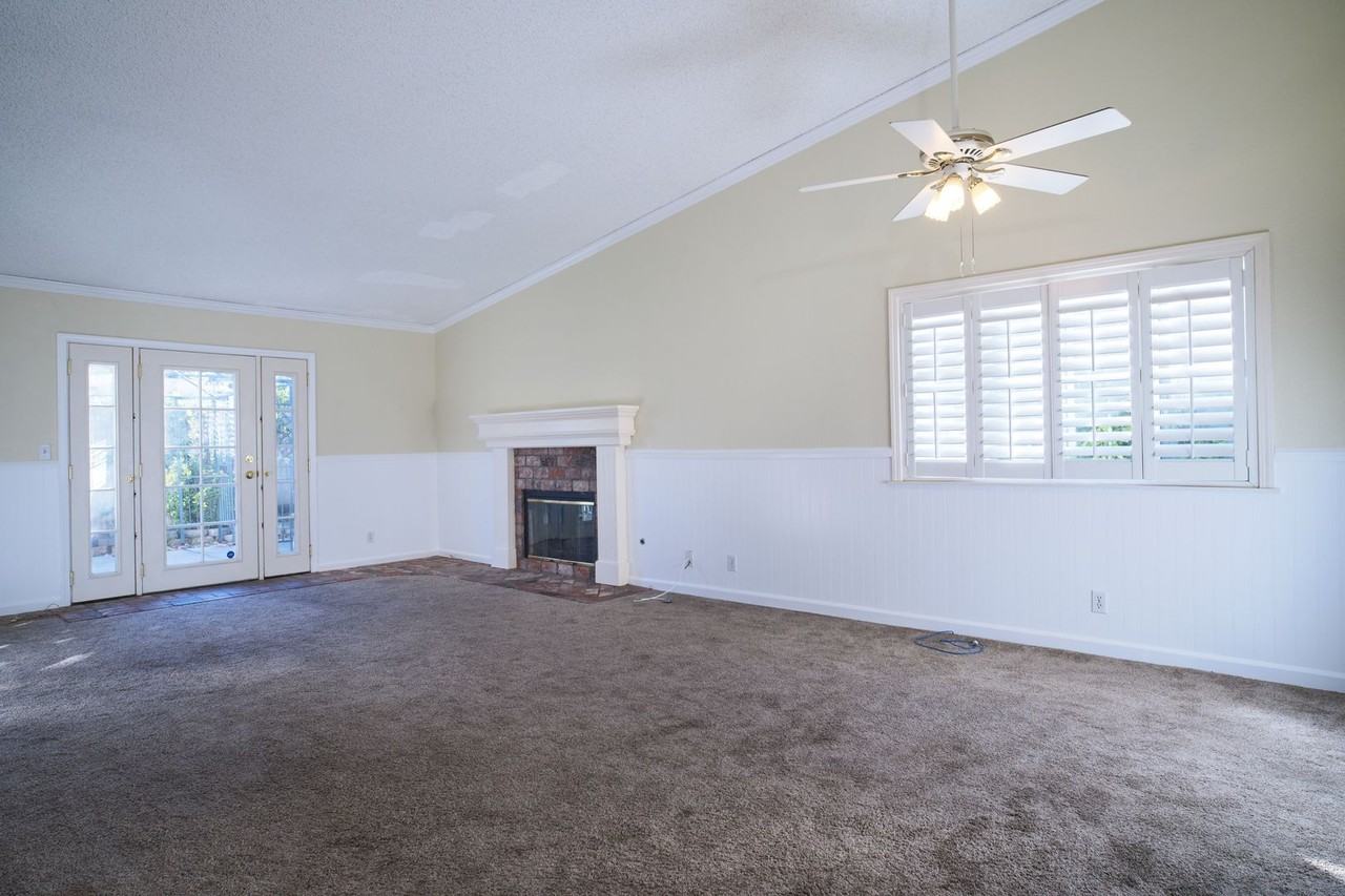 2506 Santa Rosa Street - Photo 6 of 22