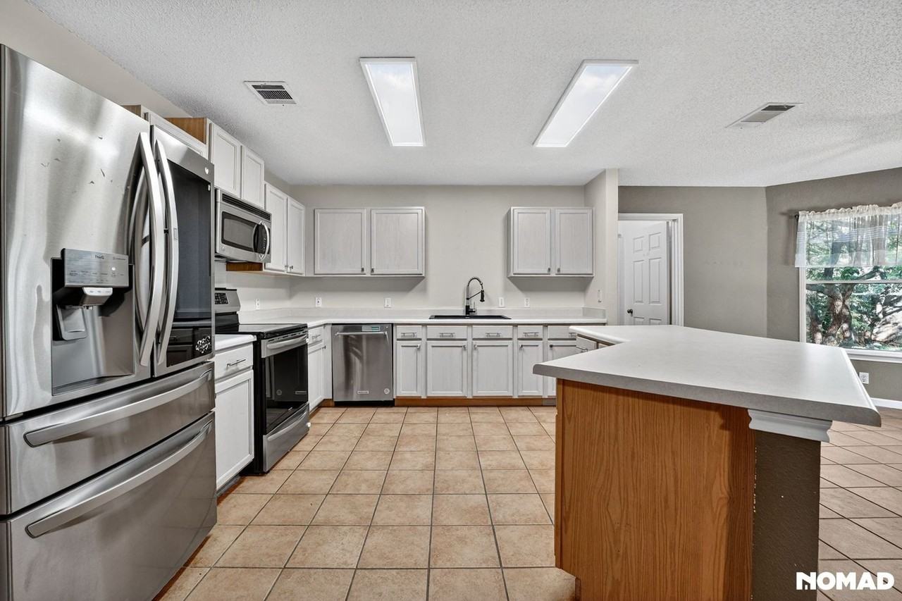 4504 Moose Dr - Photo 2 of 29