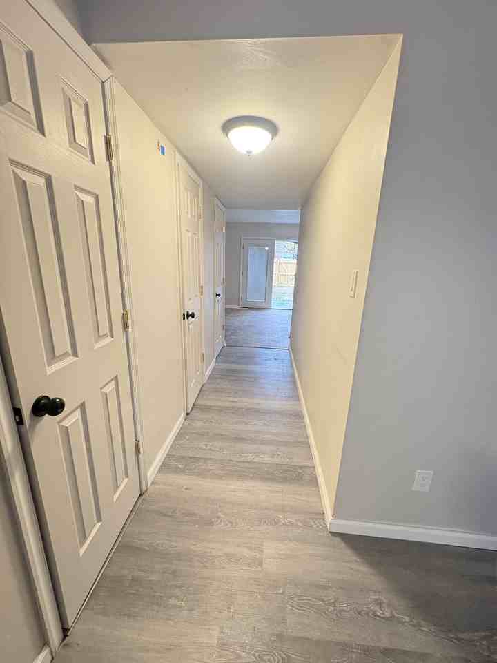 813 South Grosvenor Court #NA - Photo 5 of 50