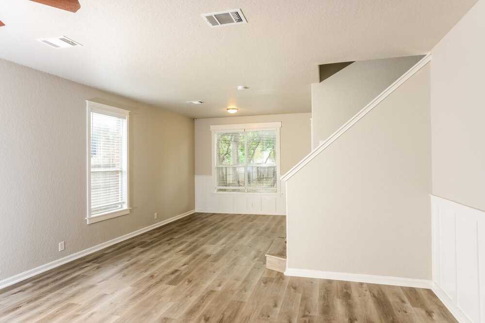 9127 Timber Rnch - Photo 4 of 17