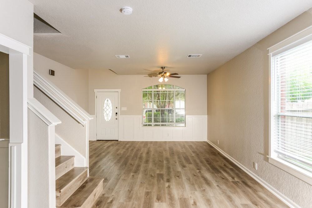 9127 Timber Rnch - Photo 5 of 17