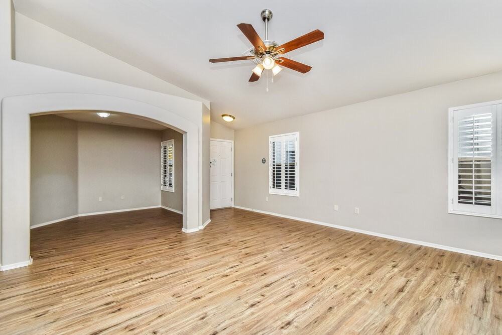 624 W Calle Marojo - Photo 3 of 16