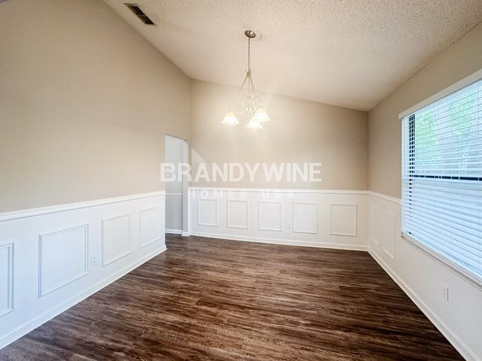 3847 English Colony Dr N - Photo 6 of 17