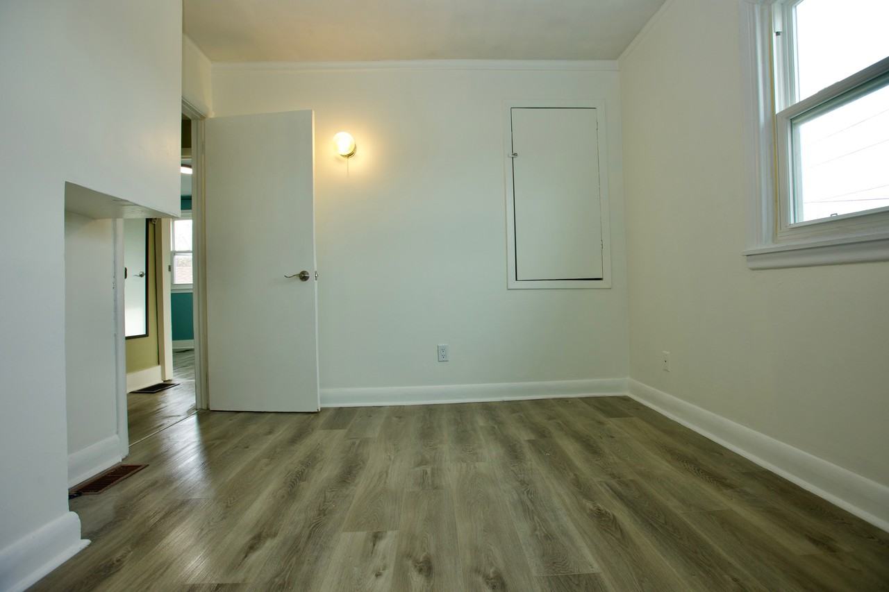 156 Raglan Road - Photo 6 of 10