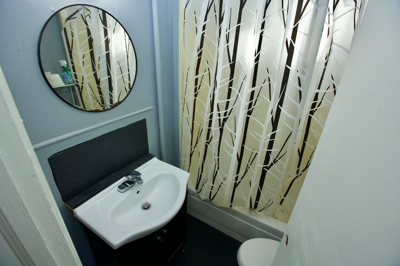 156 Raglan Road - Photo 7 of 10