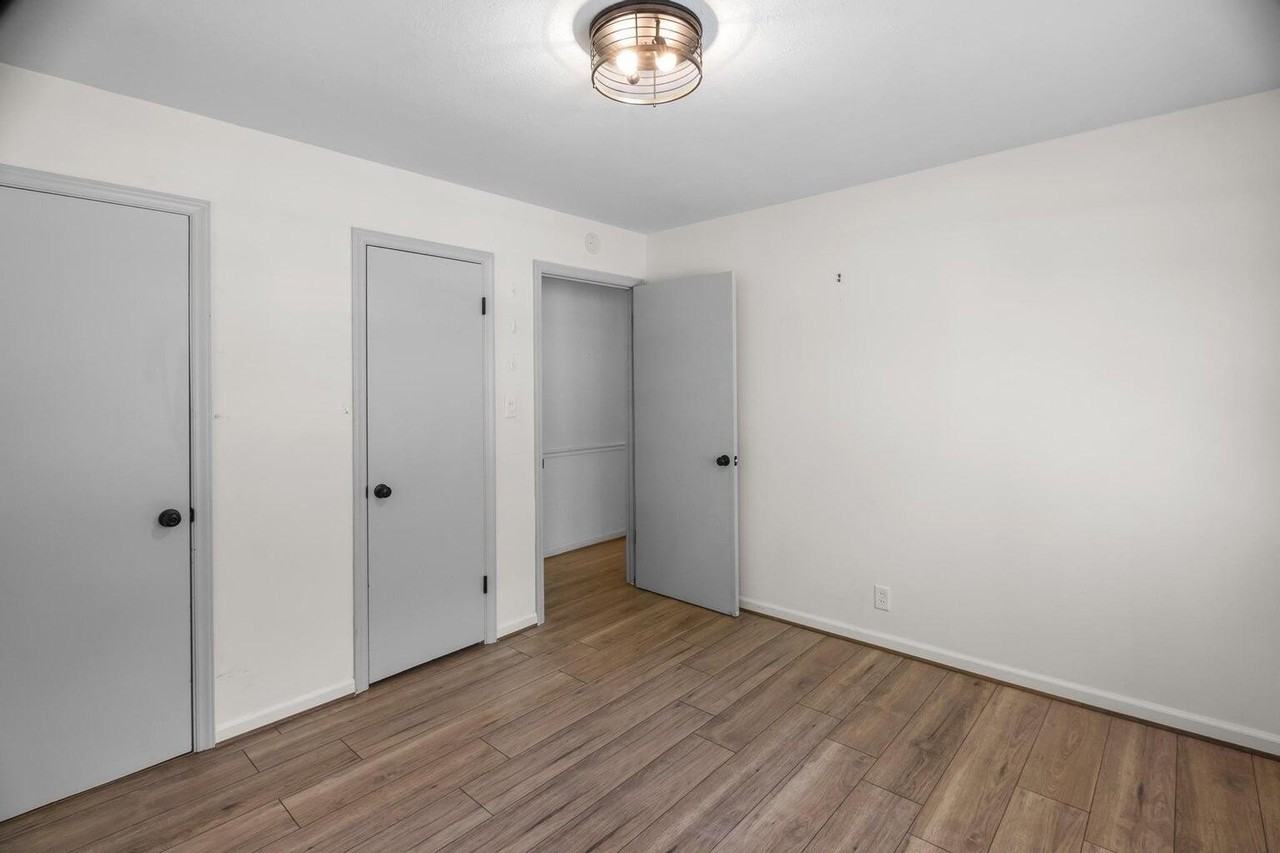 1416 Two Notch Rd Se - Photo 6 of 28